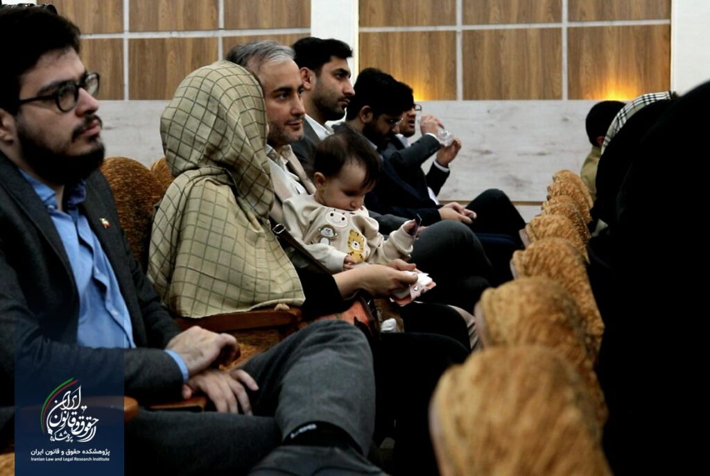 نخستین جشنواره پایان نامه برتر حقوقی