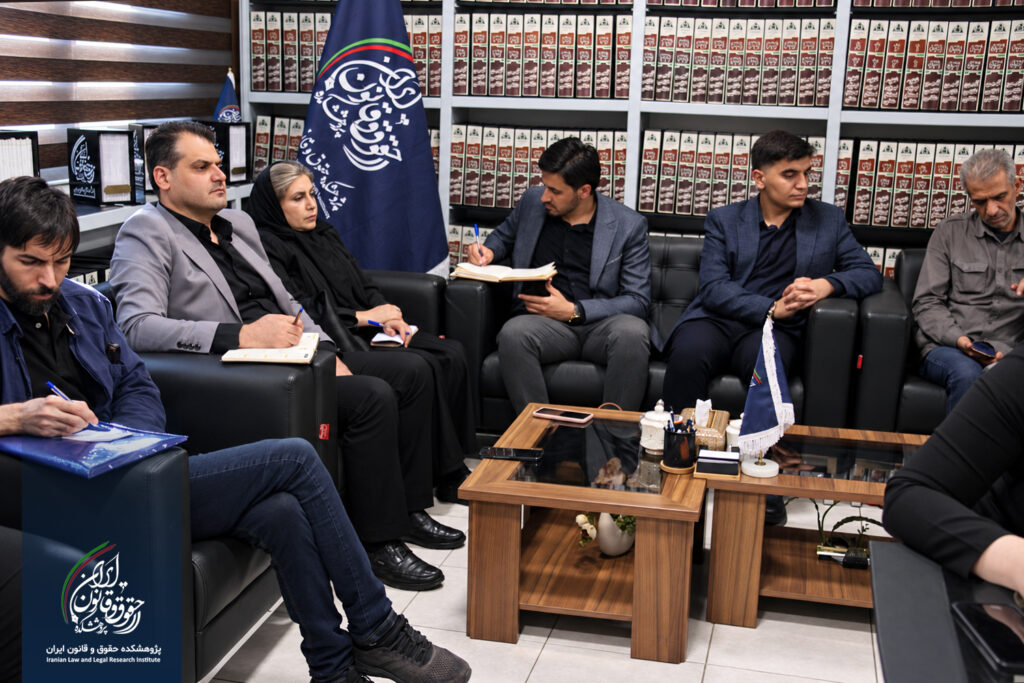 کرسی علمی «تحلیل و بررسی رأی دادگاه مبنی بر اثر امتناع وکیل از ارائه حساب دوران وکالت بر مصلحت موکل و وضعیت معاملات وکیل»